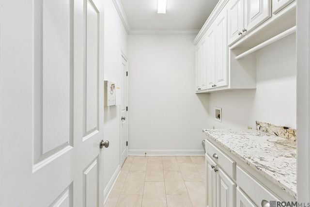 10020 Lake Martha Ct, Baton Rouge, LA 70809