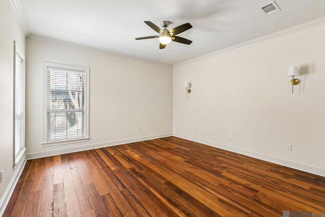 10020 Lake Martha Ct, Baton Rouge, LA 70809