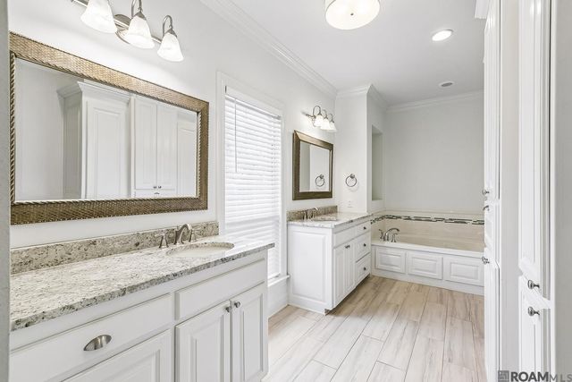 10020 Lake Martha Ct, Baton Rouge, LA 70809