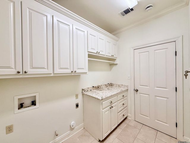 10020 Lake Martha Ct, Baton Rouge, LA 70809