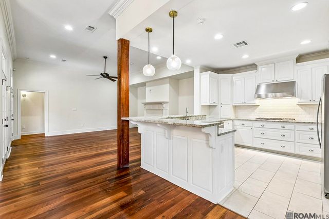 10020 Lake Martha Ct, Baton Rouge, LA 70809