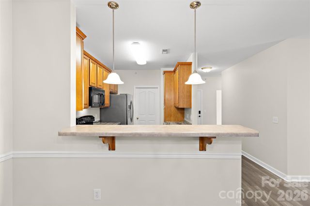 333 Westbend Drive, Charlotte, NC 28262