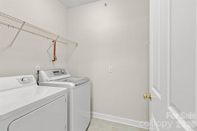 333 Westbend Drive, Charlotte, NC 28262