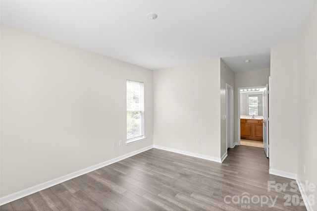 333 Westbend Drive, Charlotte, NC 28262