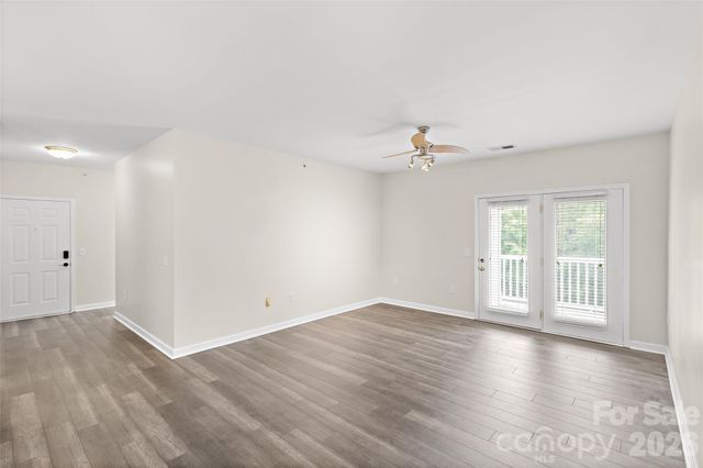 333 Westbend Drive, Charlotte, NC 28262