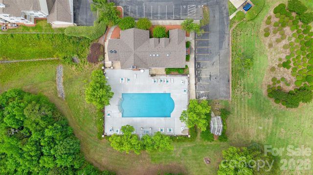 333 Westbend Drive, Charlotte, NC 28262