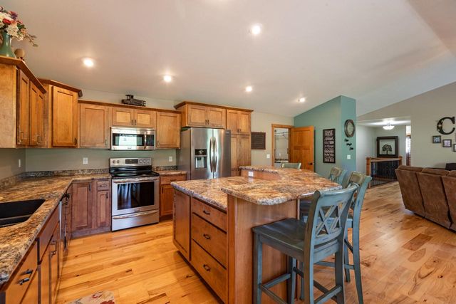 W7534 Sylvester ROAD, Holmen, WI 54636