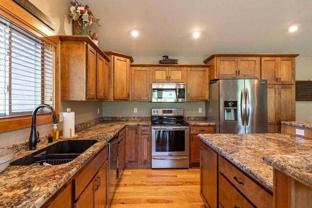 W7534 Sylvester ROAD, Holmen, WI 54636