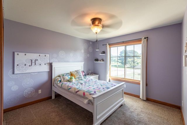 W7534 Sylvester ROAD, Holmen, WI 54636