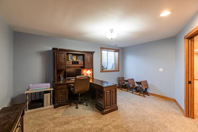 W7534 Sylvester ROAD, Holmen, WI 54636