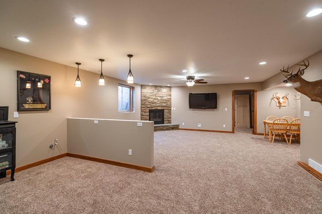 W7534 Sylvester ROAD, Holmen, WI 54636