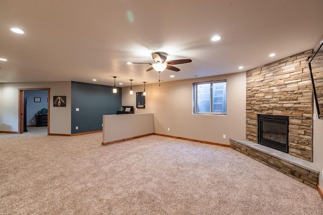 W7534 Sylvester ROAD, Holmen, WI 54636