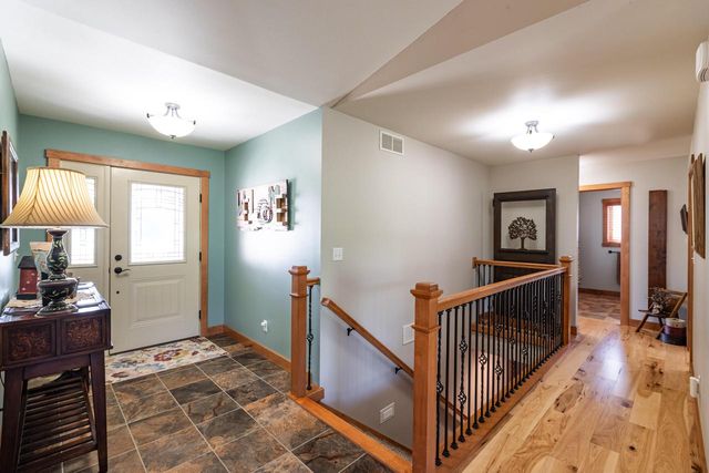 W7534 Sylvester ROAD, Holmen, WI 54636