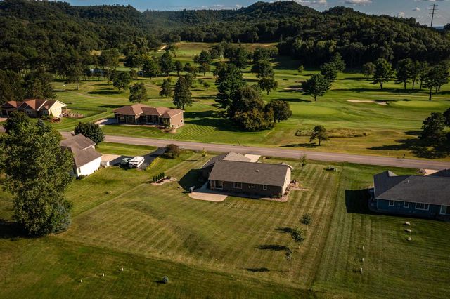 W7534 Sylvester ROAD, Holmen, WI 54636