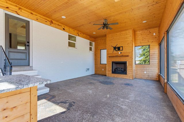 222 BARRETT ST, Bolivar, TN 38008