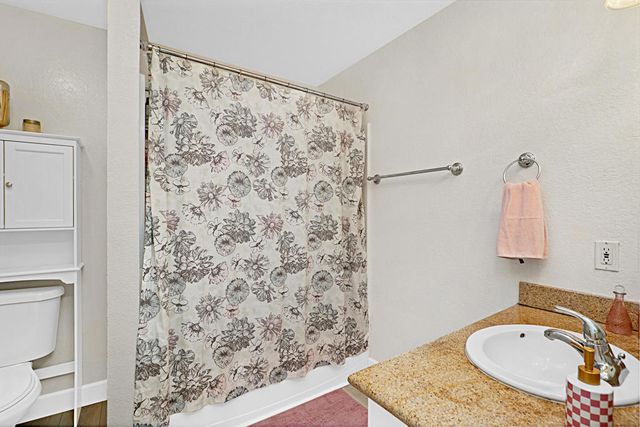 682 Sycamore Avenue, Claremont, CA 91711