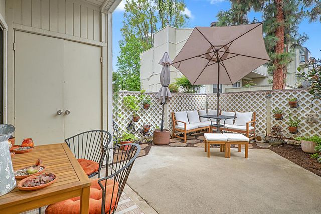 682 Sycamore Avenue, Claremont, CA 91711