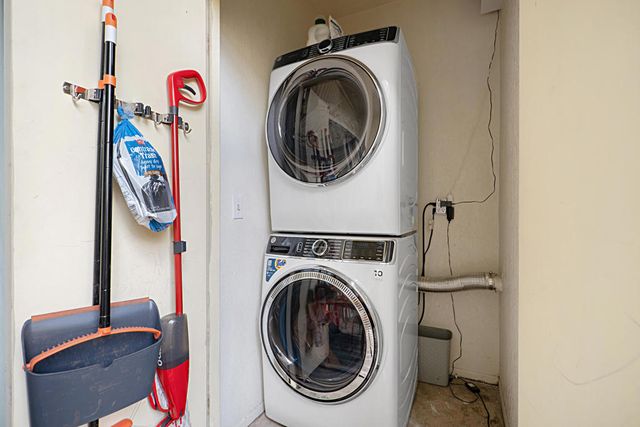 682 Sycamore Avenue, Claremont, CA 91711