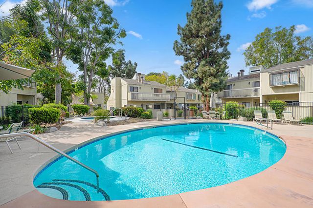 682 Sycamore Avenue, Claremont, CA 91711