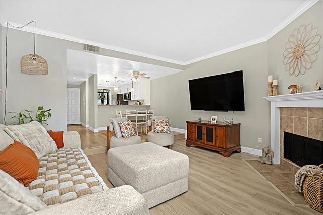 682 Sycamore Avenue, Claremont, CA 91711