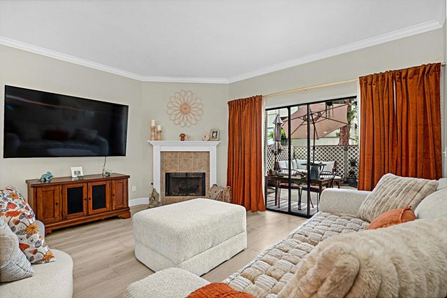 682 Sycamore Avenue, Claremont, CA 91711