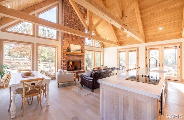 320 Cedar Ford Road, Steelville, MO 65565