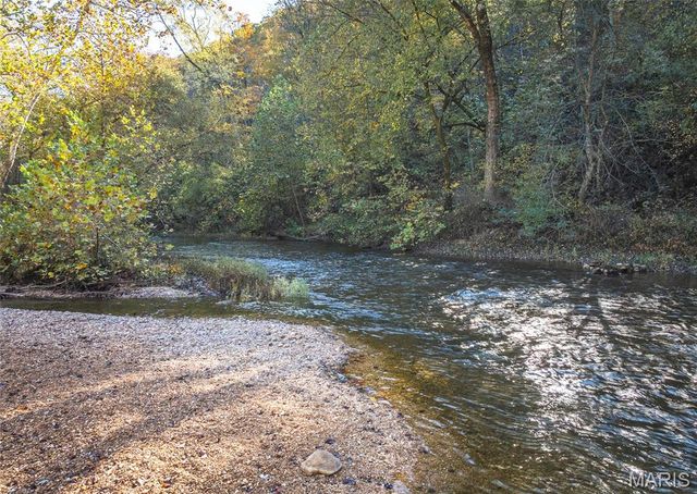 320 Cedar Ford Road, Steelville, MO 65565