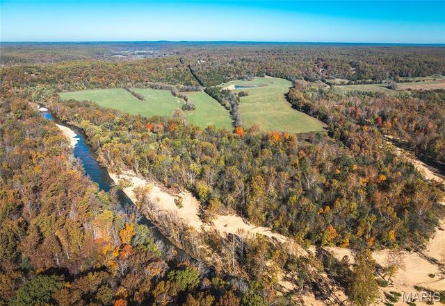 320 Cedar Ford Road, Steelville, MO 65565