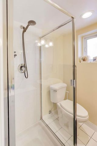 109 S Grove Avenue 1N, Oak Park, IL 60302