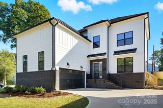 432 W Cama Street, Charlotte, NC 28217