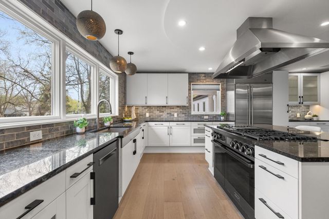 14801 Stone Road, Wayzata, MN 55391