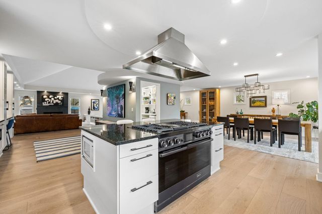 14801 Stone Road, Wayzata, MN 55391