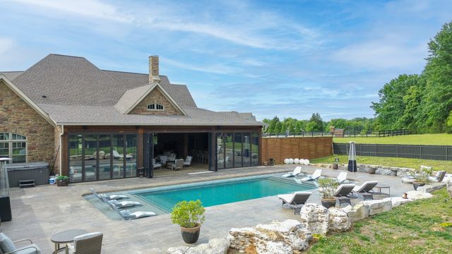 7185 Highway 99, Rockvale, TN 37153