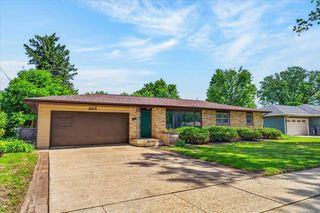 2415 Hyacinth Avenue, Janesville, WI 53545