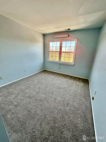 1610 greenhollow Drive, Iselin, NJ 08830