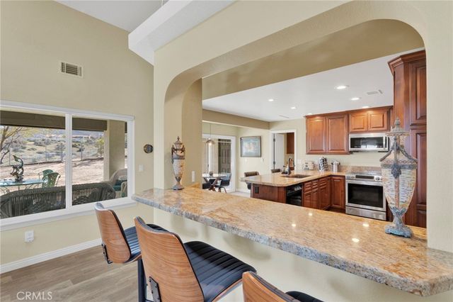 5205 Snow Line, Phelan, CA 92371