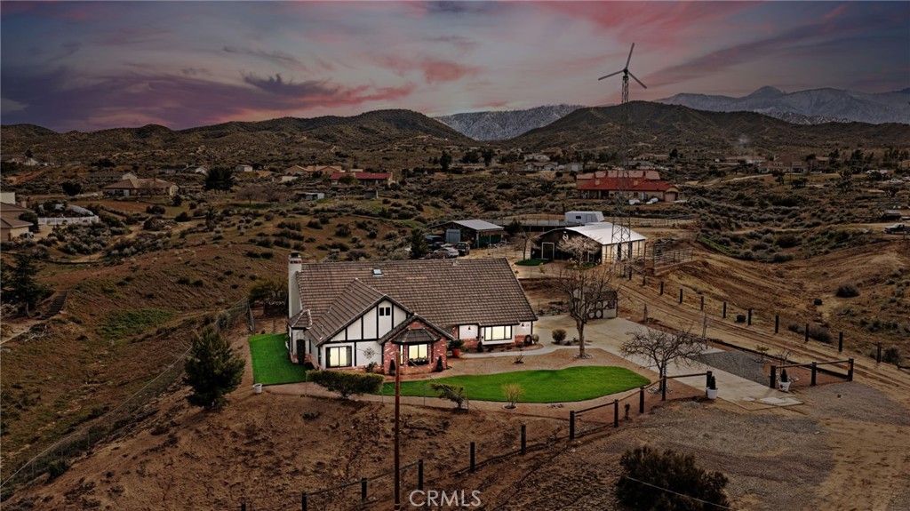 Image 1 of property listing at 5205 Snow Line, Phelan, CA 92371
