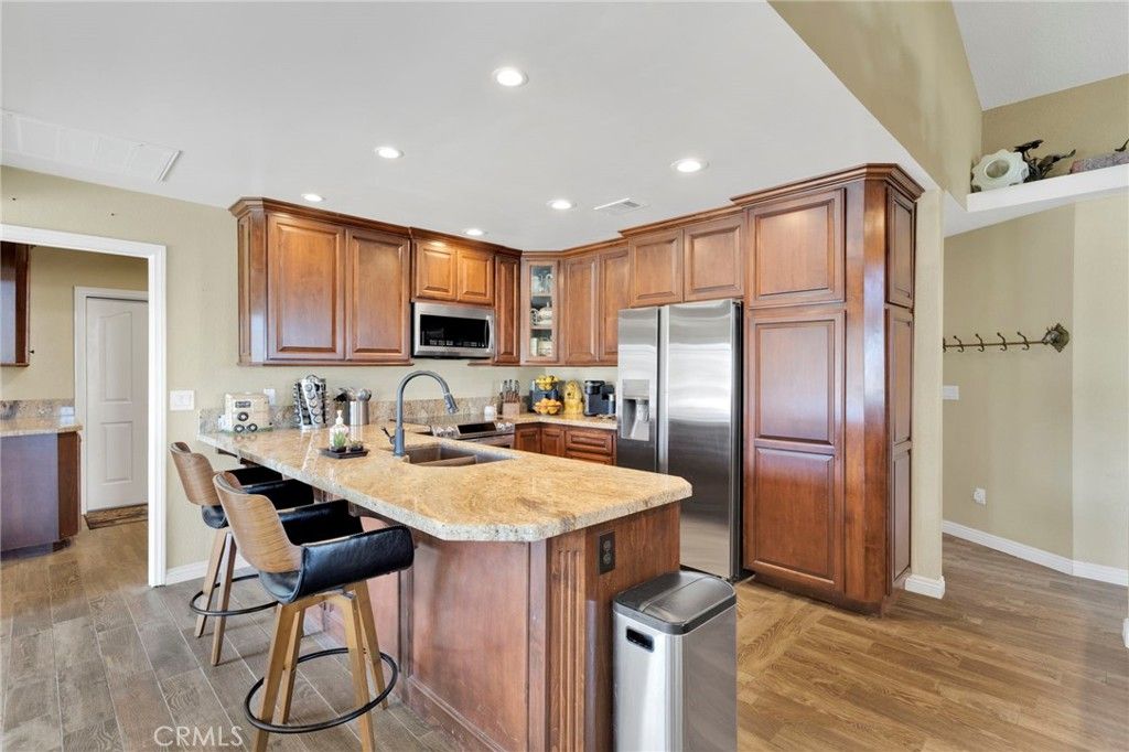 Image 20 of property listing at 5205 Snow Line, Phelan, CA 92371