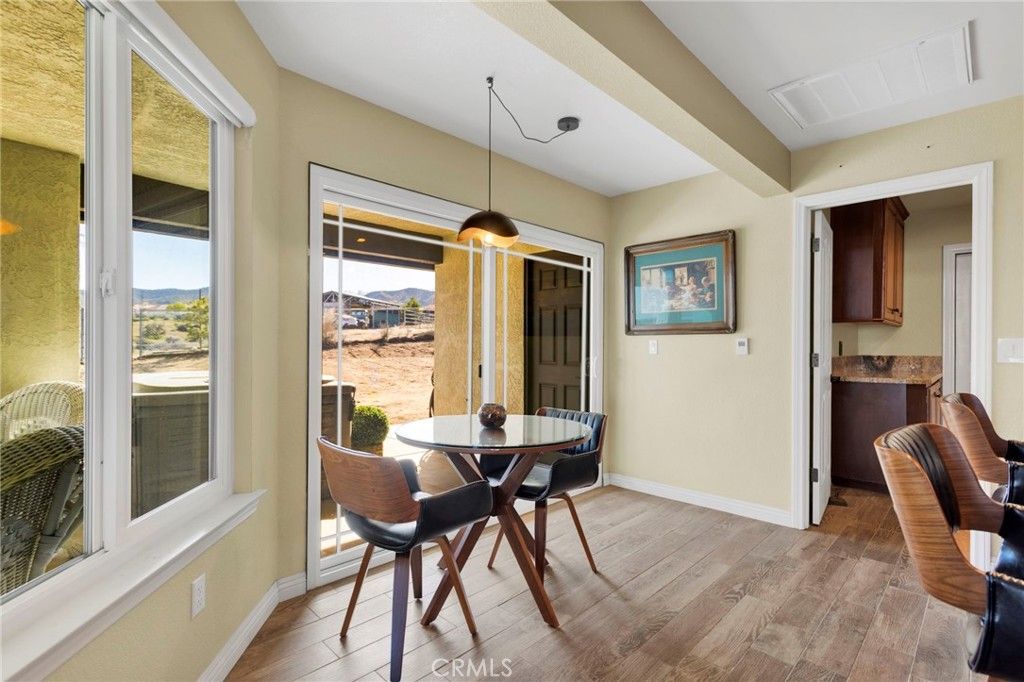 Image 24 of property listing at 5205 Snow Line, Phelan, CA 92371