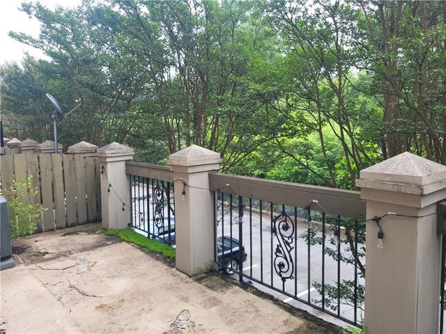 6980 Roswell Road C5, Atlanta, GA 30328