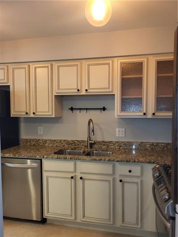 6980 Roswell Road C5, Atlanta, GA 30328