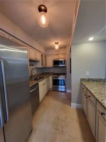 6980 Roswell Road C5, Atlanta, GA 30328