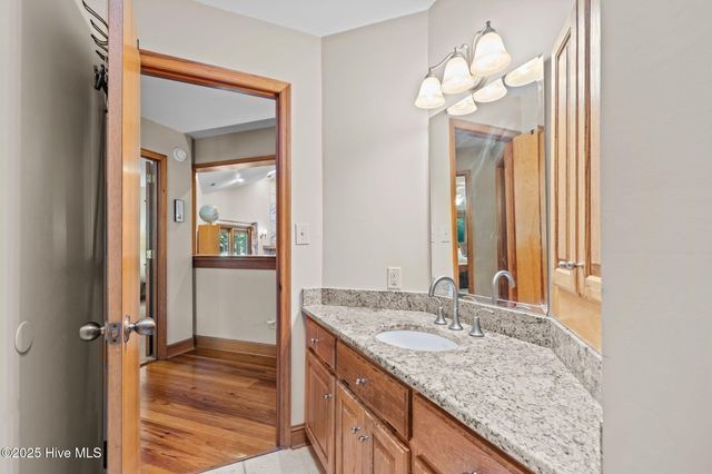 404 Hillcrest Drive, Morehead City, NC 28557
