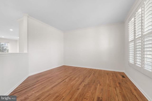 20811 FENWICK DR, Ashburn, VA 20147