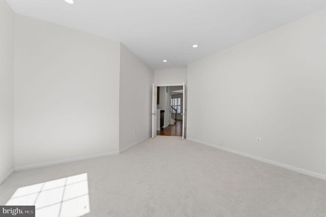 20811 FENWICK DR, Ashburn, VA 20147