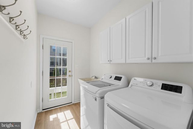 20811 FENWICK DR, Ashburn, VA 20147