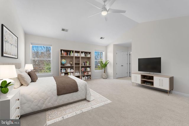 20811 FENWICK DR, Ashburn, VA 20147