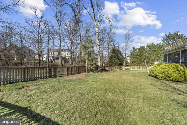 20811 FENWICK DR, Ashburn, VA 20147