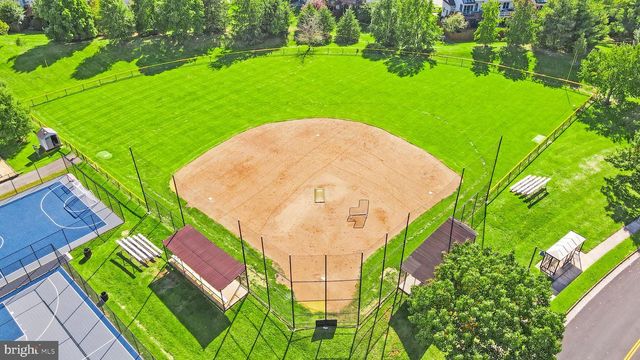 20811 FENWICK DR, Ashburn, VA 20147