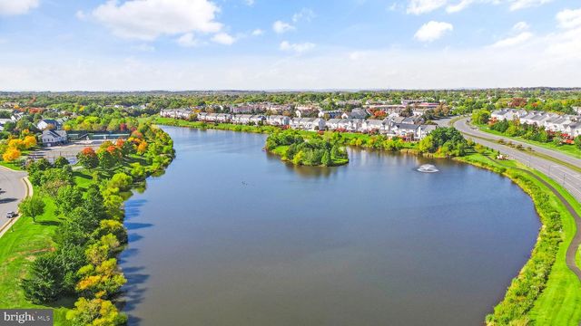 20811 FENWICK DR, Ashburn, VA 20147